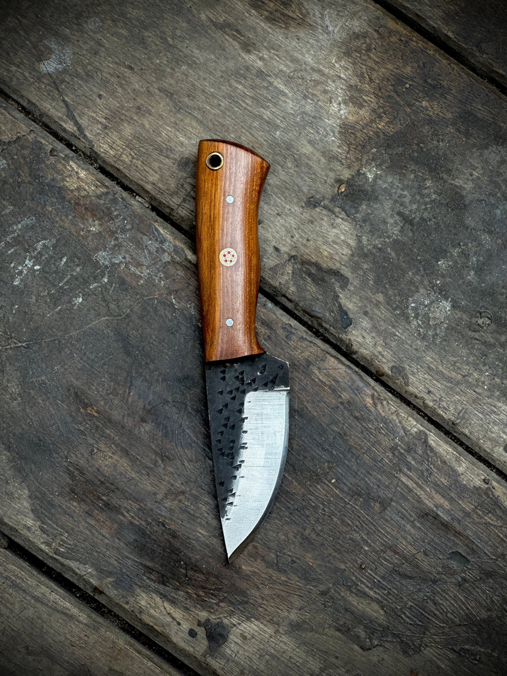 Custom Handmade 440c steel edc skinner knife with pure leather sheath.