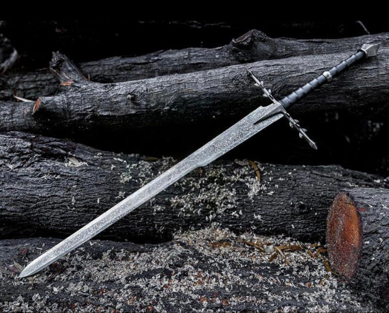 Handmade BlackFyre Ringwraith Sword: Fantasy Cosplay Prop with pure leather sheath.