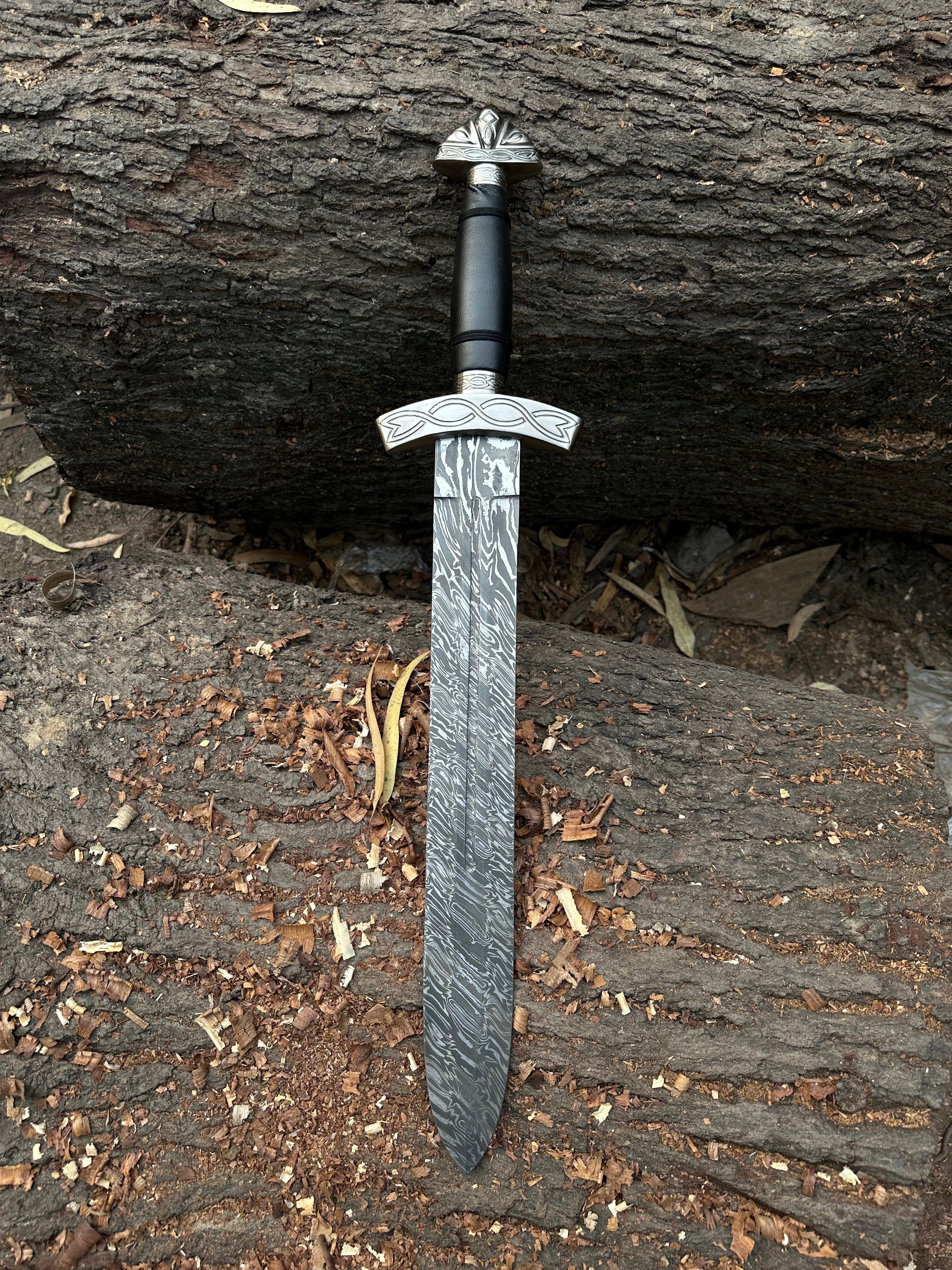 Custom Handmade Damascus Steel Short Sword with pure leather sheath.