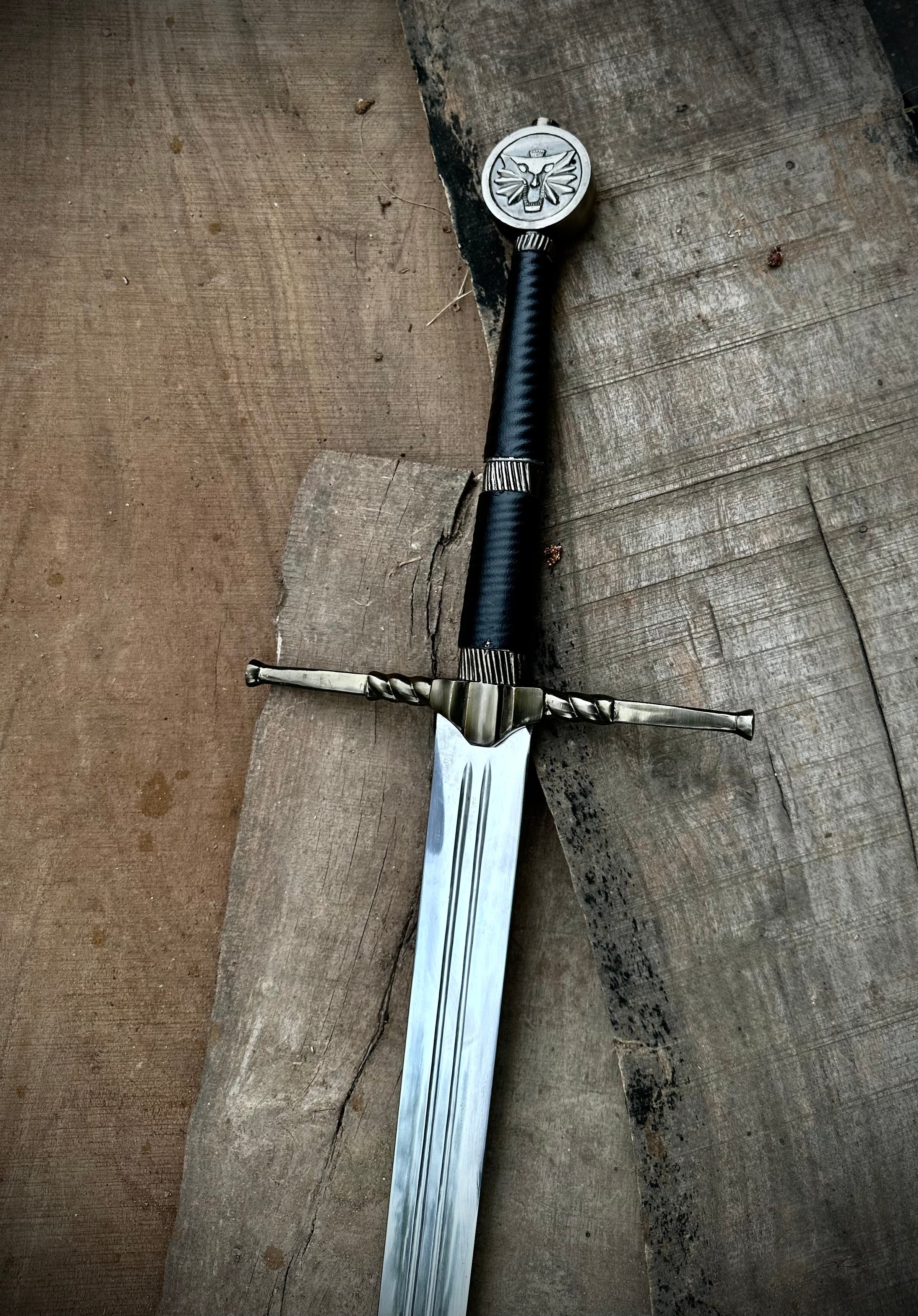 Handmade Stainless Steel Templar Sword: Medieval Style with Leather Sheath