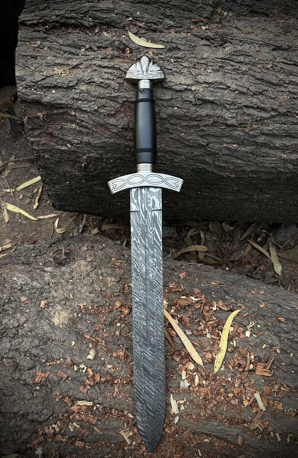Custom Handmade Damascus Steel Short Sword with pure leather sheath.