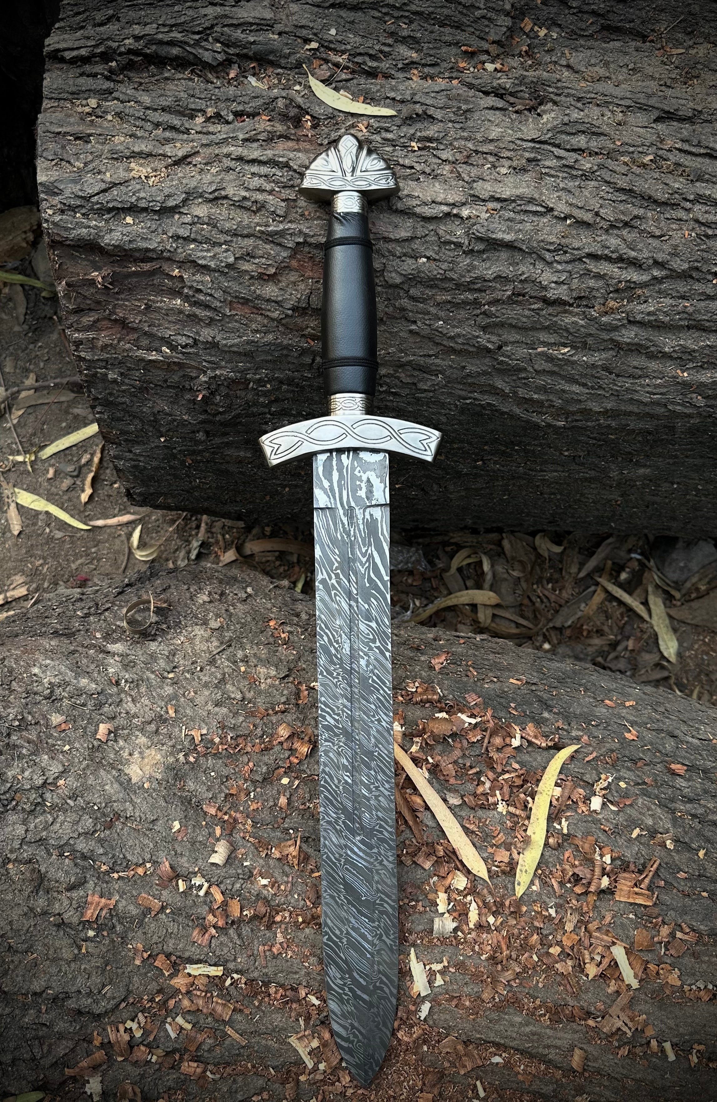 Custom Handmade Damascus Steel Short Sword with pure leather sheath.