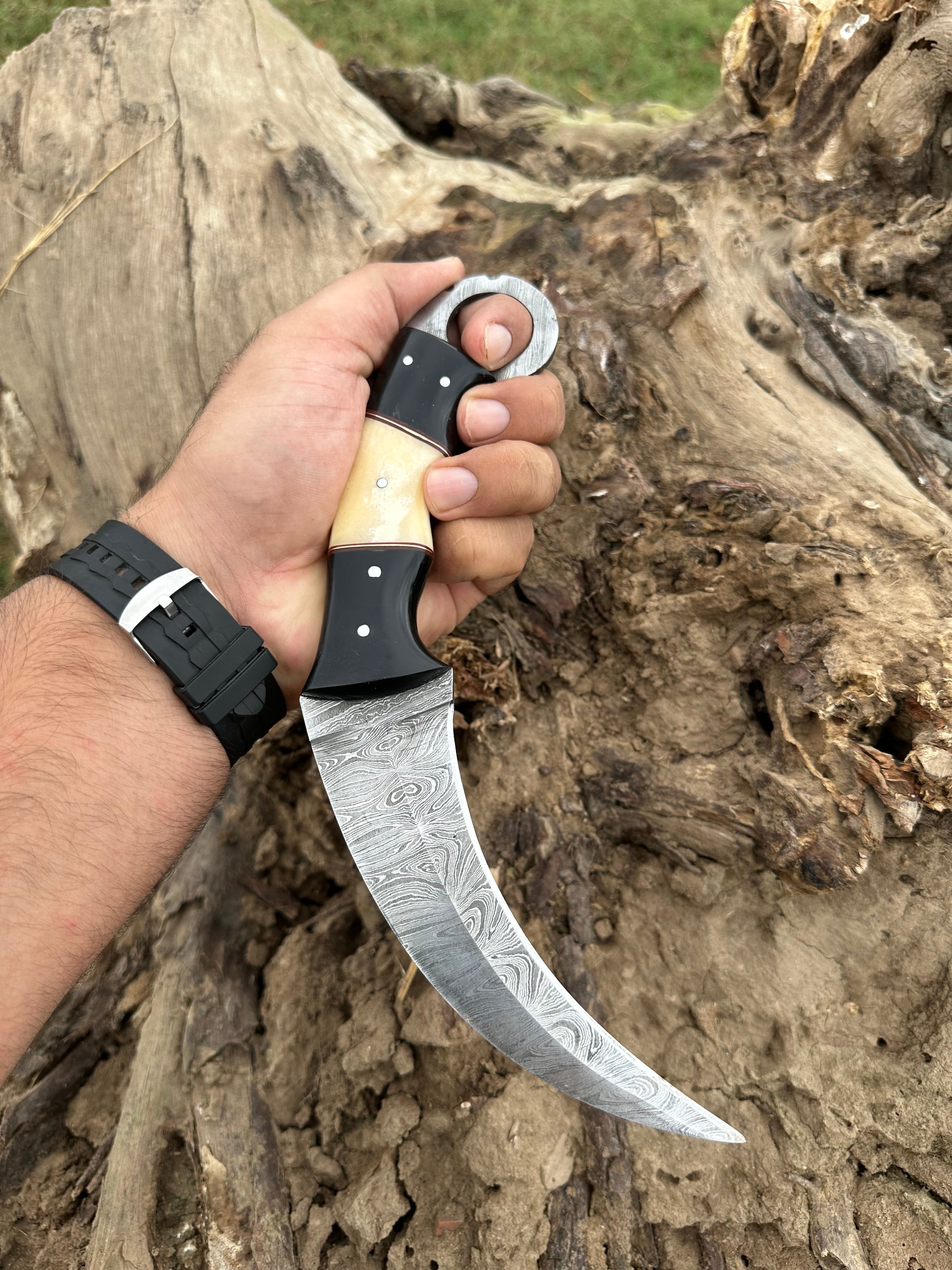 Handmade Damascus Karambit Knife Set: Camel  & Buffalo Horn Handles